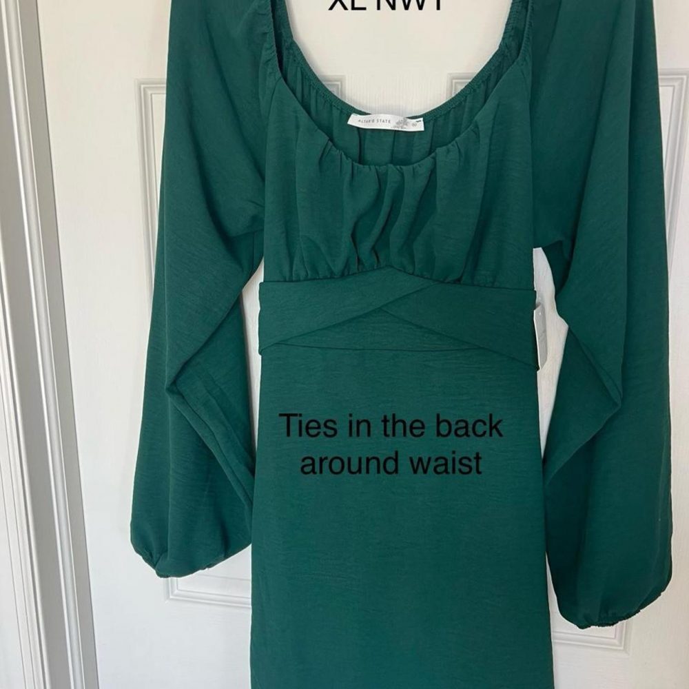 Brand new with tags Altar’d State mini dress in a gorgeous deep emerald/forest g